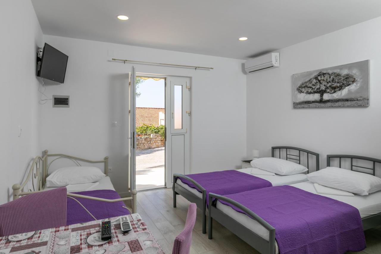Apartments Karol & Mara Млини Екстер'єр фото